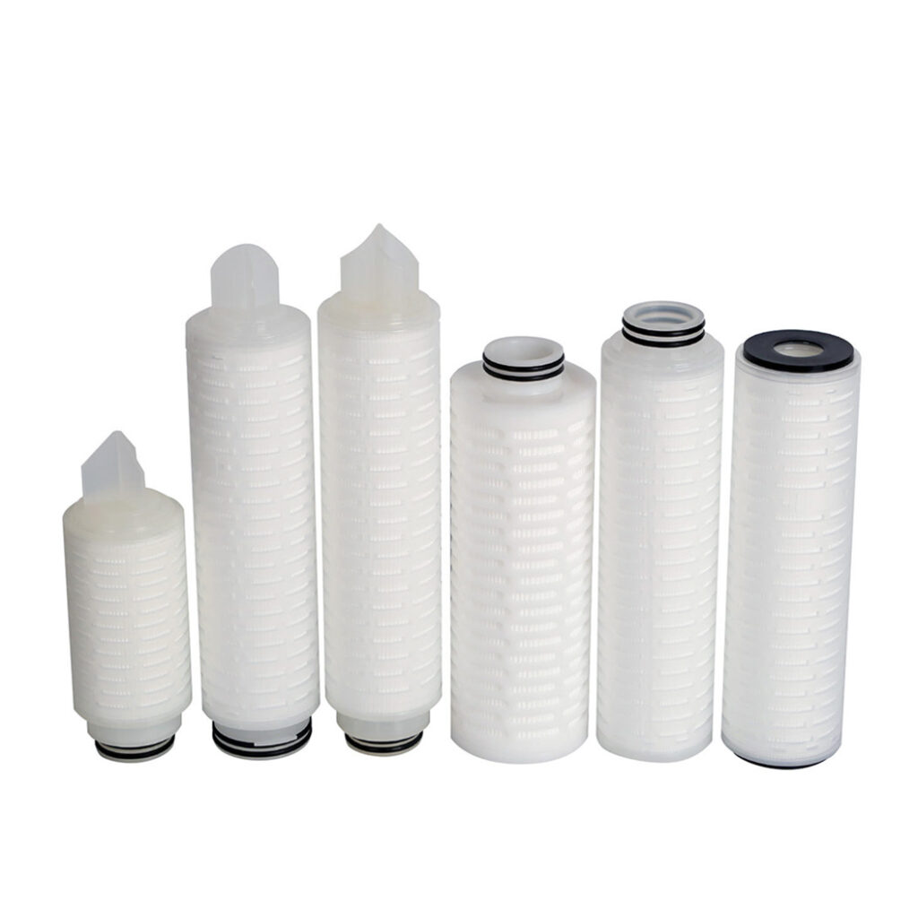 Pleated filter cartridge end caps 222/fin, 226/flat, doe